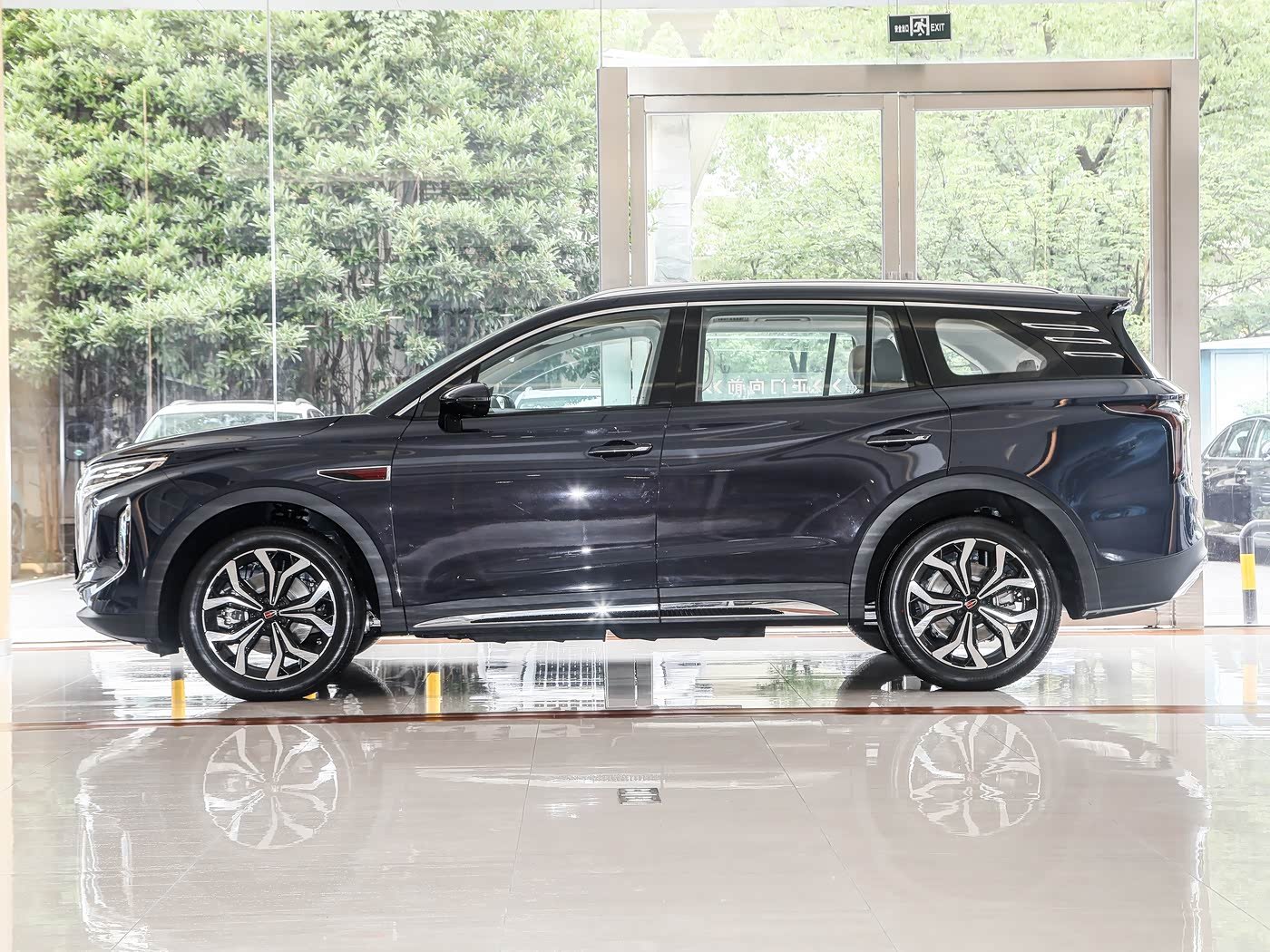 Hongqi HS7 2025 image
