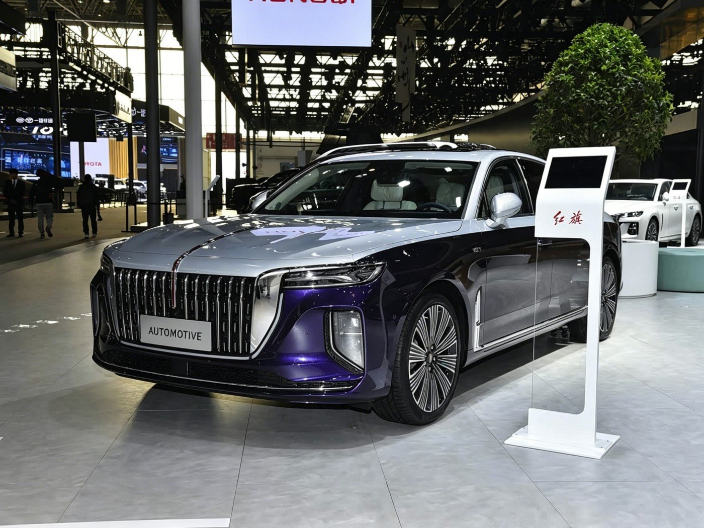 Hongqi H9 2025 image