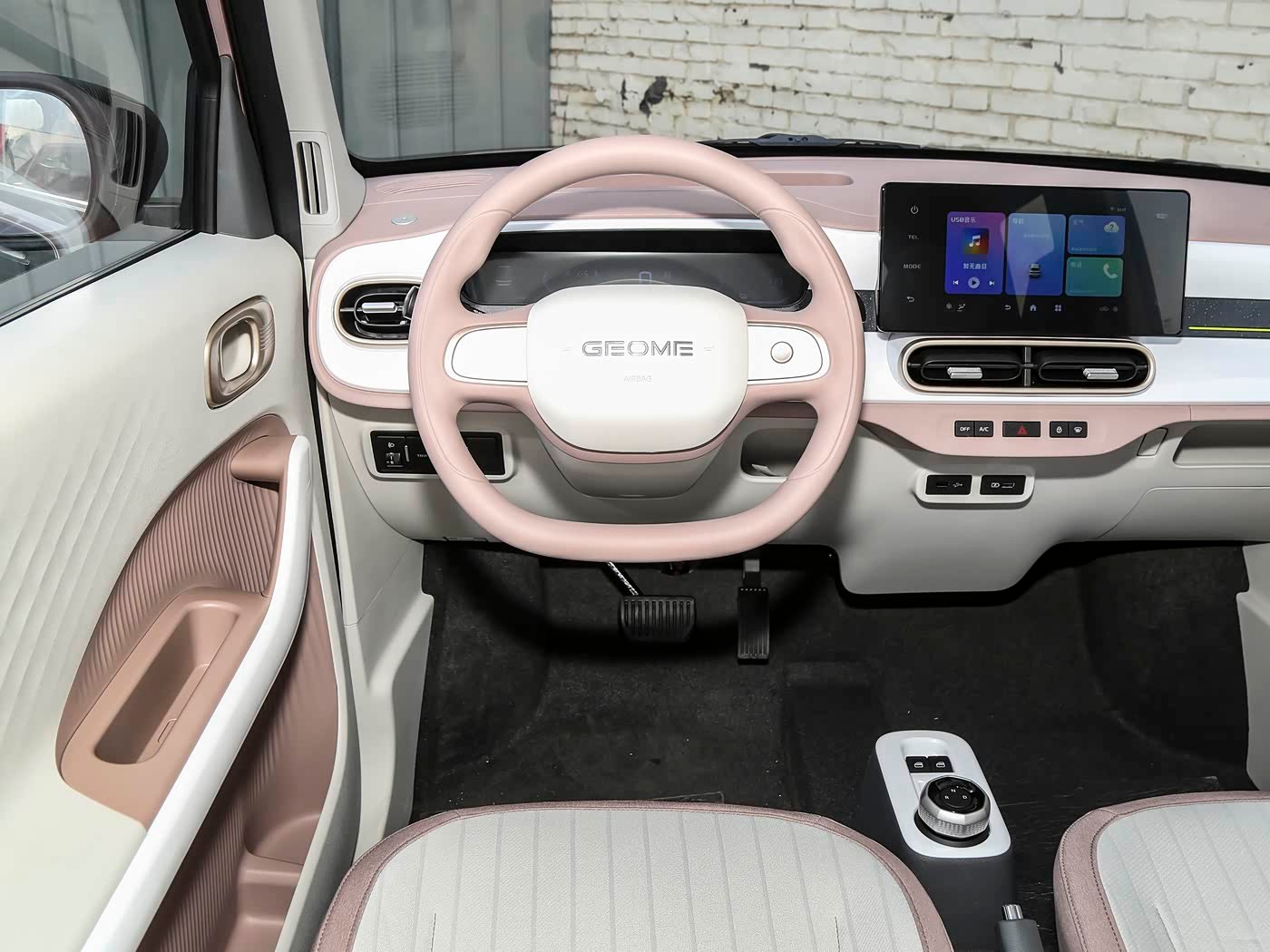 Geely Panda Mini 2026 detail image