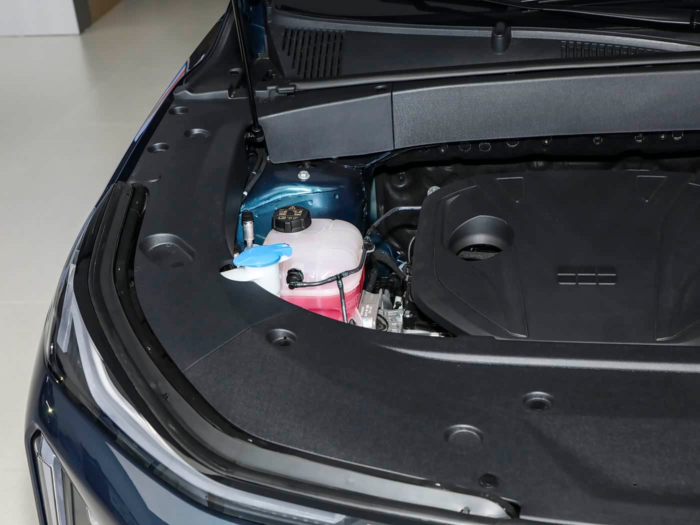 Geely / Geely Galaxy Galaxy E8 2025-2026 detail image