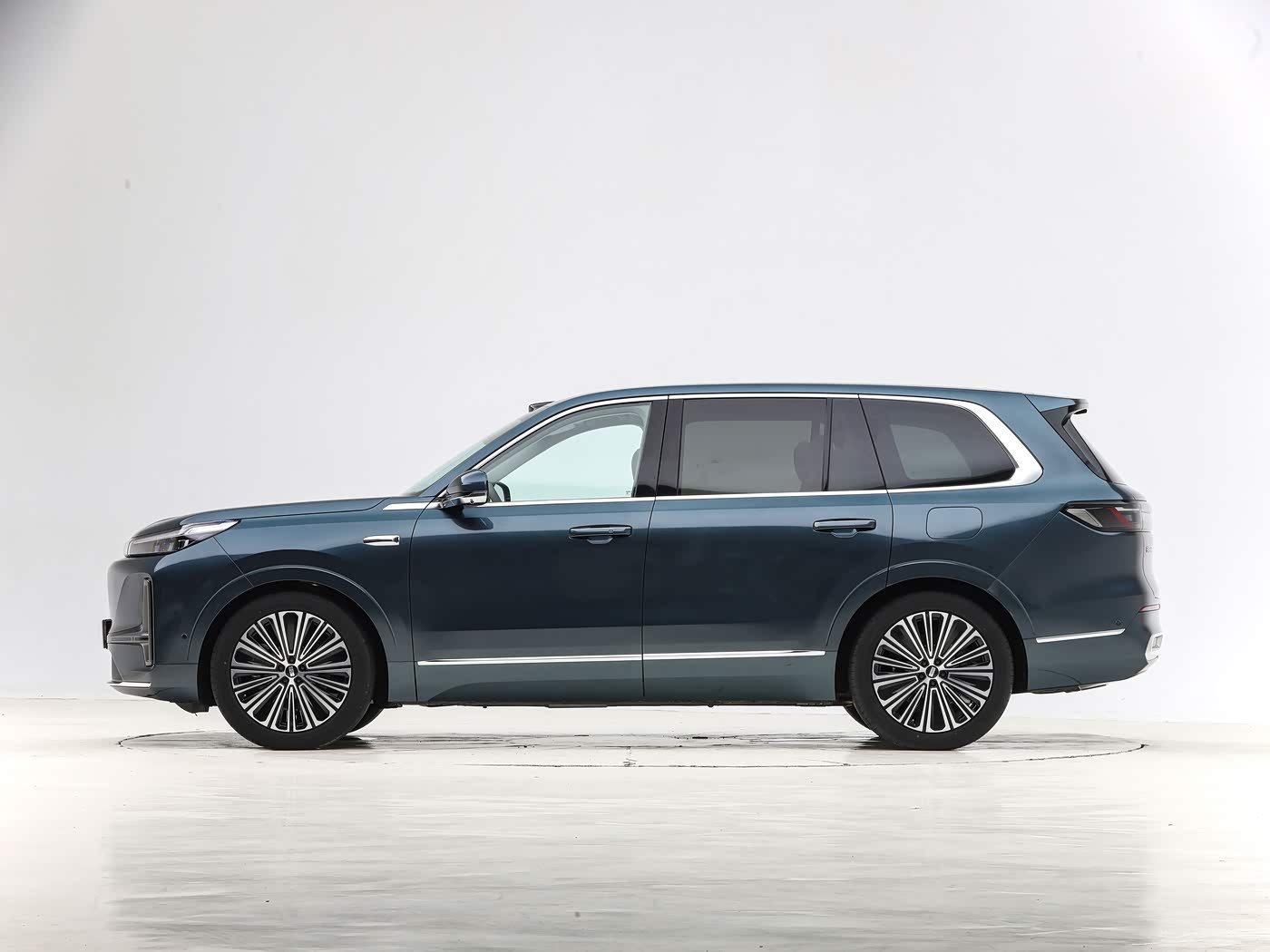 Geely Galaxy M9 2025-2026 image